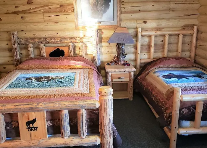 Wolf Den Log And Rv Park Thayne
