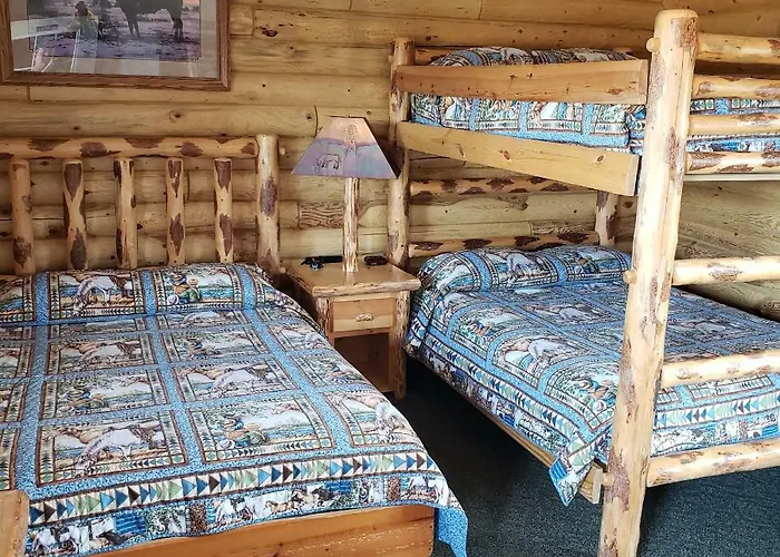 Motel Wolf Den Log And Rv Park Thayne