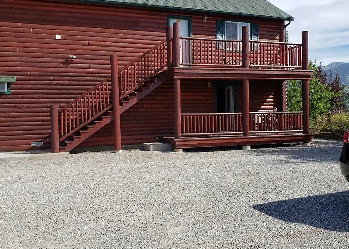 Motel Wolf Den Log And Rv Park Thayne